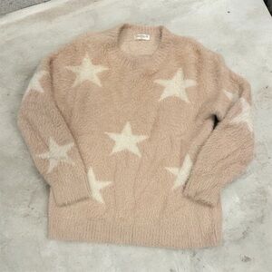 Vestique women’s Light Pink With White Stars Sweater Size S